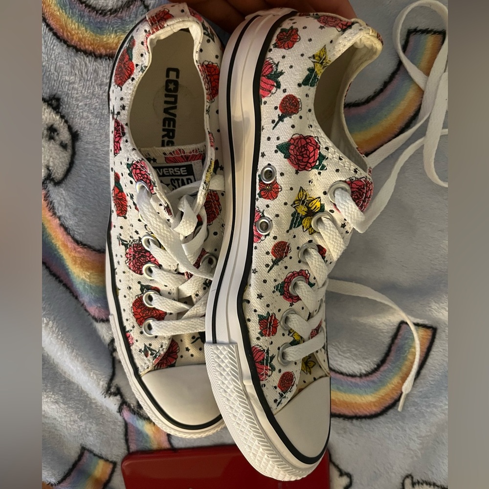 Cute Converse - Picture 4 of 6